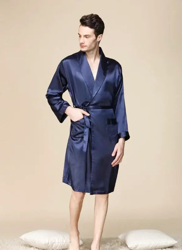 robe-de-chambre-bleue-satin-homme